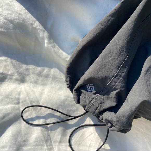 Columbia Hiking Pants size 8 - Picture 6 of 8